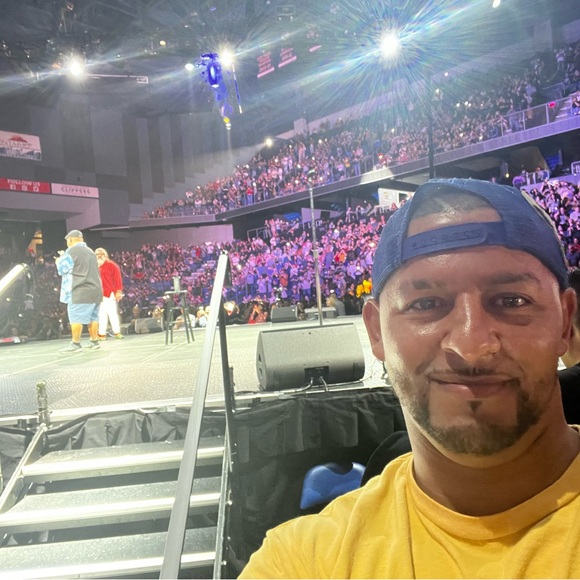 Meet your Posher, RJ - Picture 5 of 16